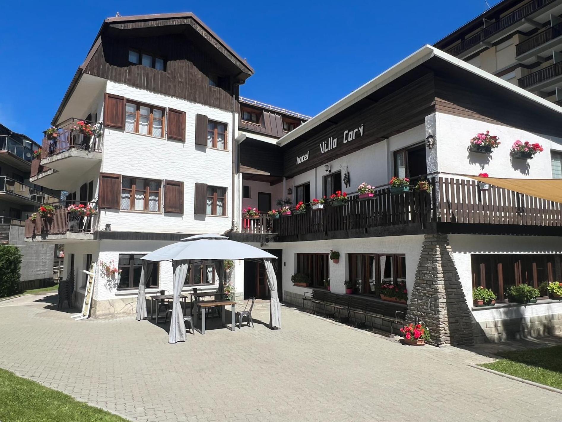 Hotel Villa Cary Oulx المظهر الخارجي الصورة